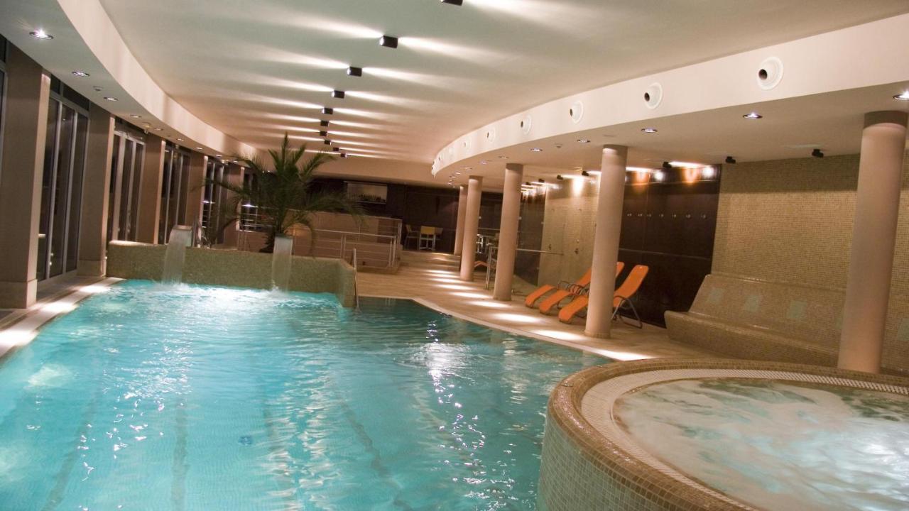 Bilberry Apartman Aparthotel Balatonfüred Екстериор снимка
