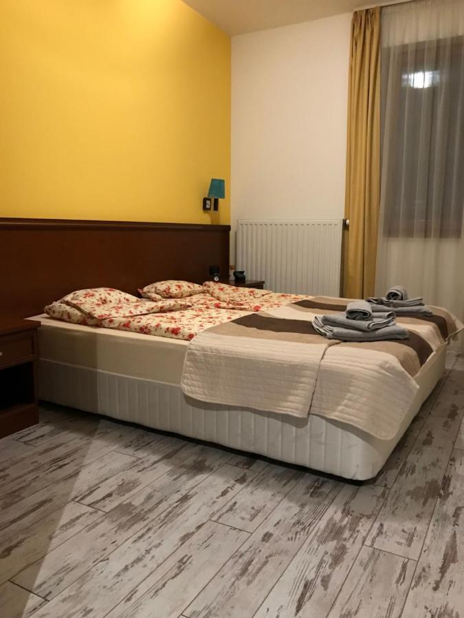Bilberry Apartman Aparthotel Balatonfüred Екстериор снимка